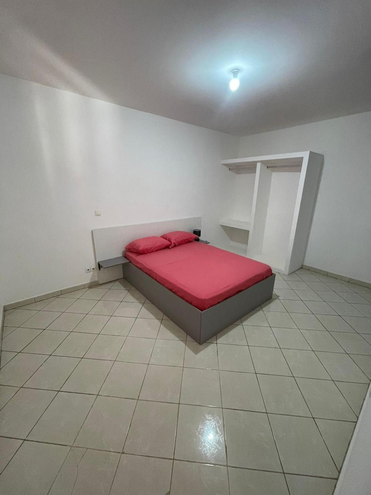 Casa Cor De Rosa Apartment Praia Exterior photo